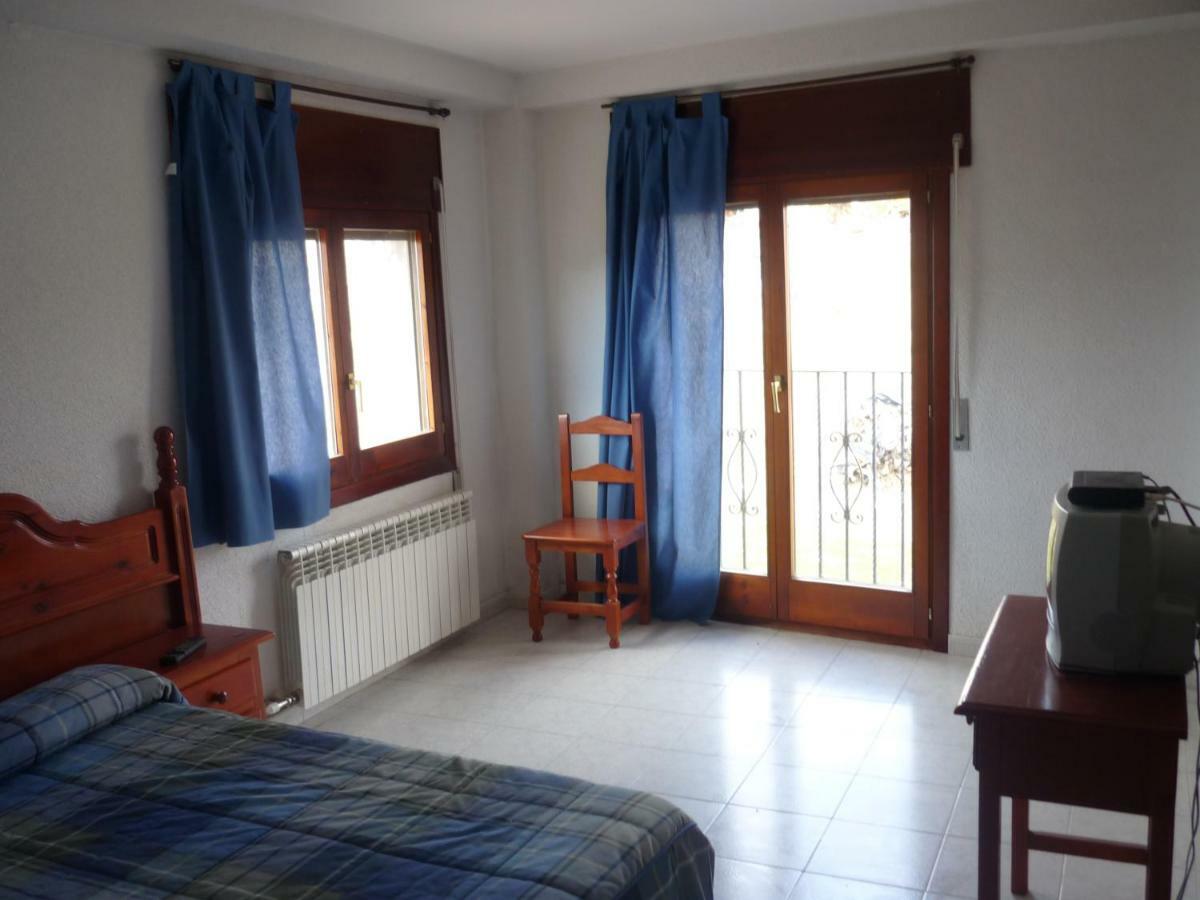 Hostal Restaurante San Millan Orihuela del Tremedal Exteriör bild