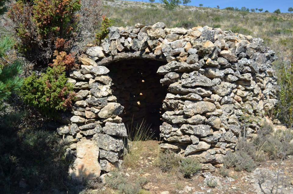 Hostal Restaurante San Millan Orihuela del Tremedal Exteriör bild