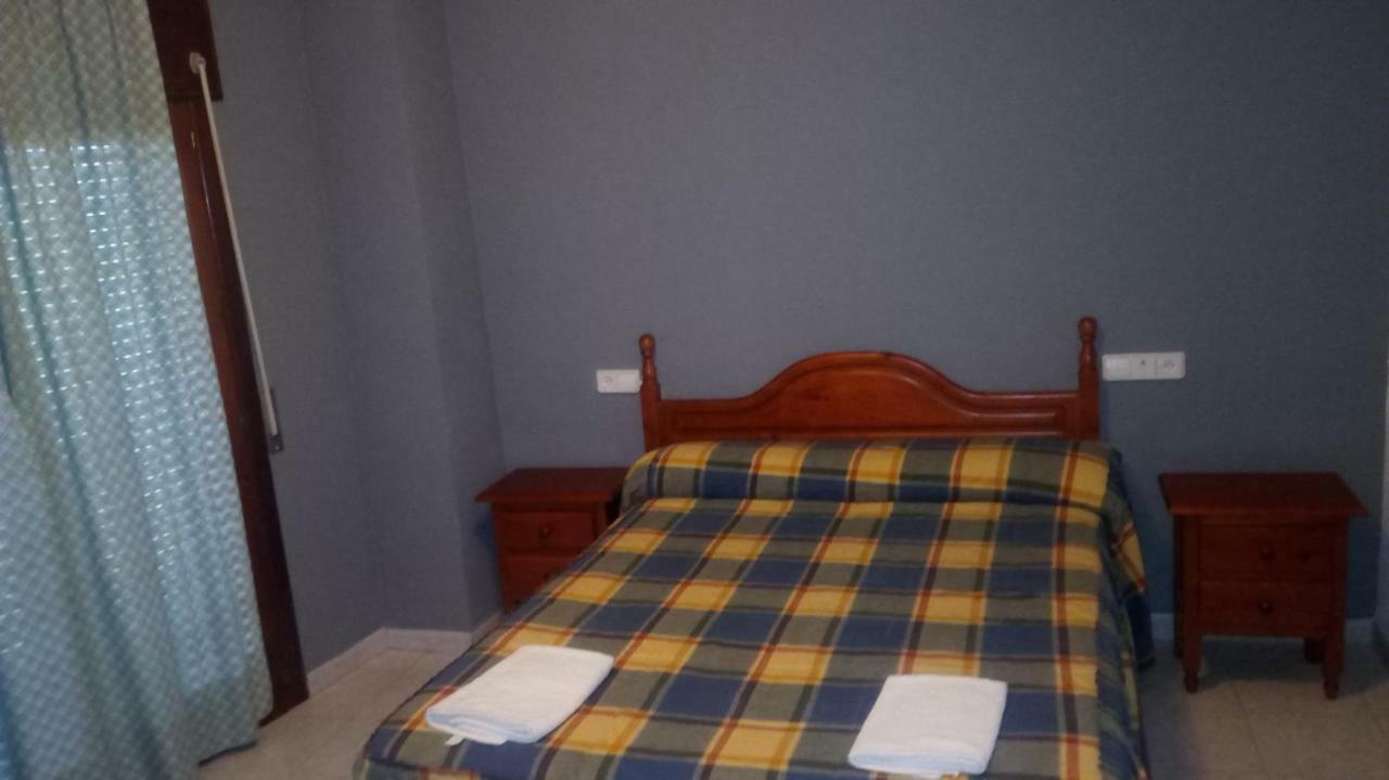 Hostal Restaurante San Millan Orihuela del Tremedal Exteriör bild